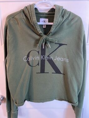 Calvin Klein Cropped Jeans Olive Green CK Logo Hoodie Sweater
